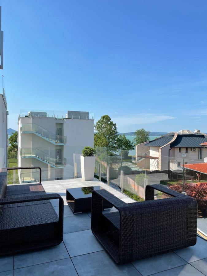 Izi Apartman Fonyod Exterior photo